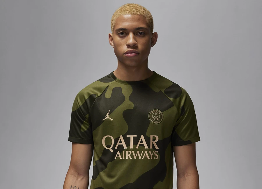 Paris Saint-Germain 2023-24 Jordan Pre-Match Shirt