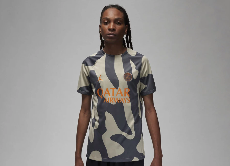 Paris Saint-Germain 23/24 Third Pre-Match Shirt