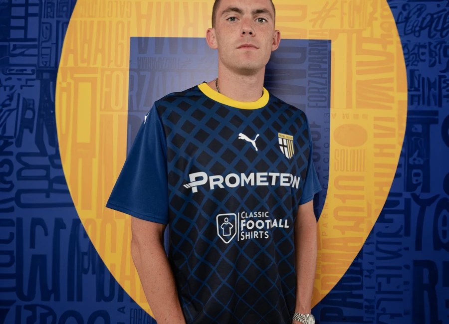 Parma 2023-24 Puma Third Kit