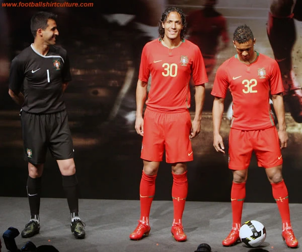 New Portugal home Nike 08/09 shirt leaked