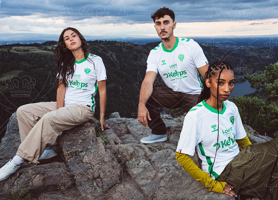 Saint-&Eacute;tienne 24/25 Hummel Away Kit