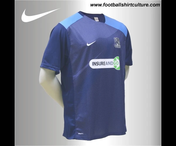 Southend United have unveilend their brand new 08/09 home kit for the upcoming Coca-Cola League One season. southend_united_08_09_home_nike_kit_.jpg
