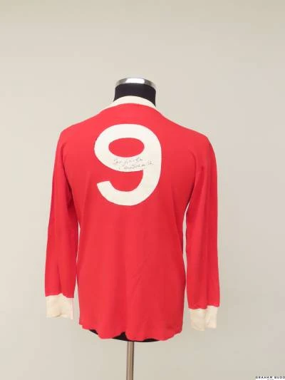 bobby_charlton_1960s_manchester_united_shirt_b.jpeg