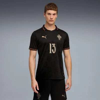 portugal_25_26_eusebio_special_edition_jersey_02.jpeg