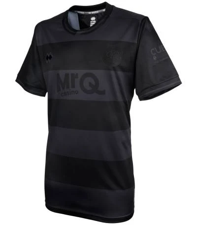 queens_park_rangers_26_27_errea_third_kit_d.jpg