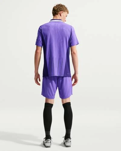 tottenham_hotspur_26_27_nike_third_kit_a5.jpeg