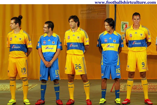 UANL Tigres 08/09 Home and Away Adidas kits