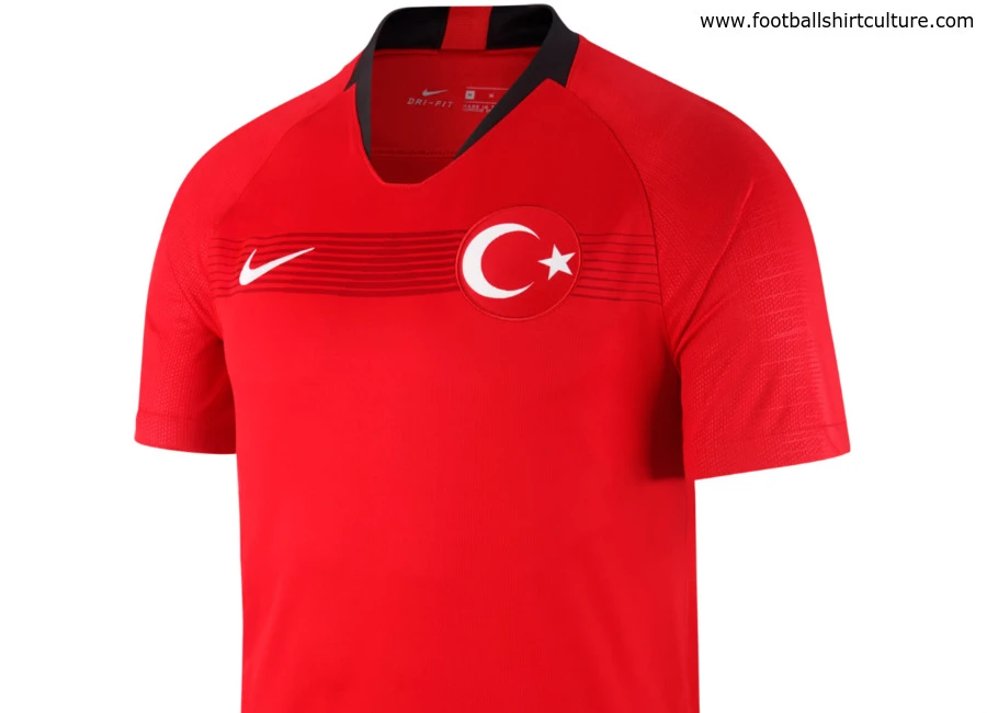 Turkey 2018 Nike Home Kit