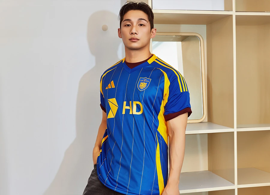 Ulsan HD 2025 Adidas Home Kit