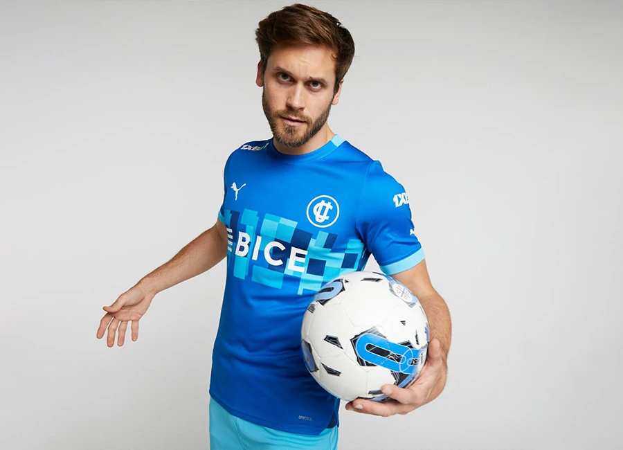 Universidad Cat&oacute;lica 2024 Puma Third Kit