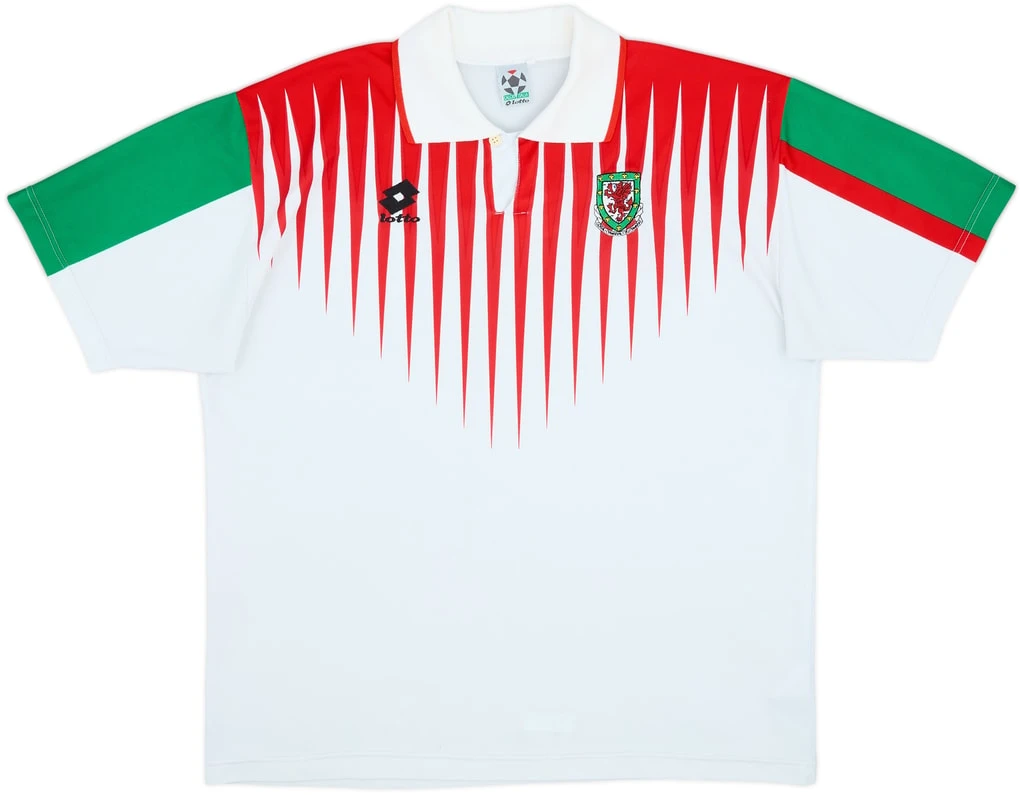 Wales 1996-98 Third Shirt &middot; Rare Lotto Design From Wales&rsquo; 1998 Qualifying Campaign