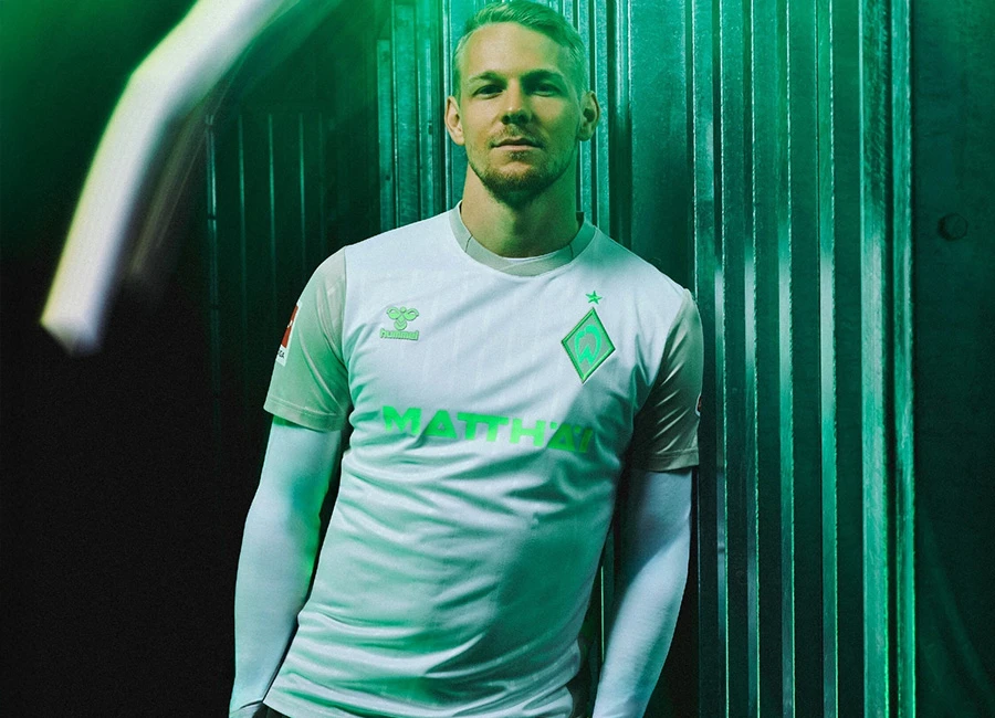 Werder Bremen 25/26 Hummel Away Kit