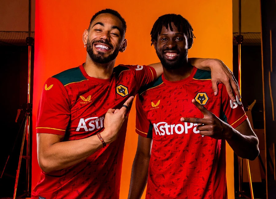 Wolverhampton Wanderers 2023-24 Castore Away Kit
